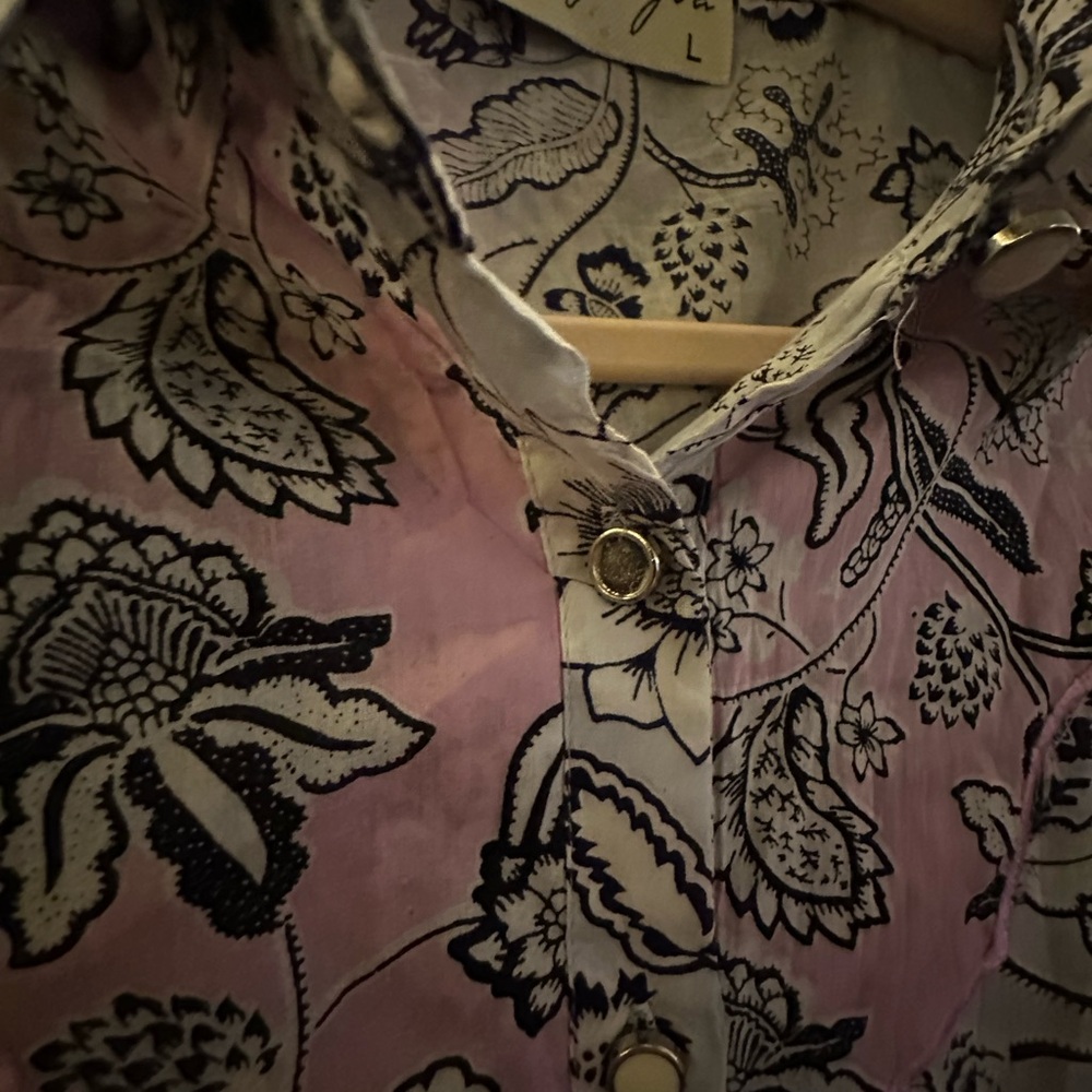 Vintage GOA Chic Floral Button-Down Shirt in Pink and White - Picture 3 of 7